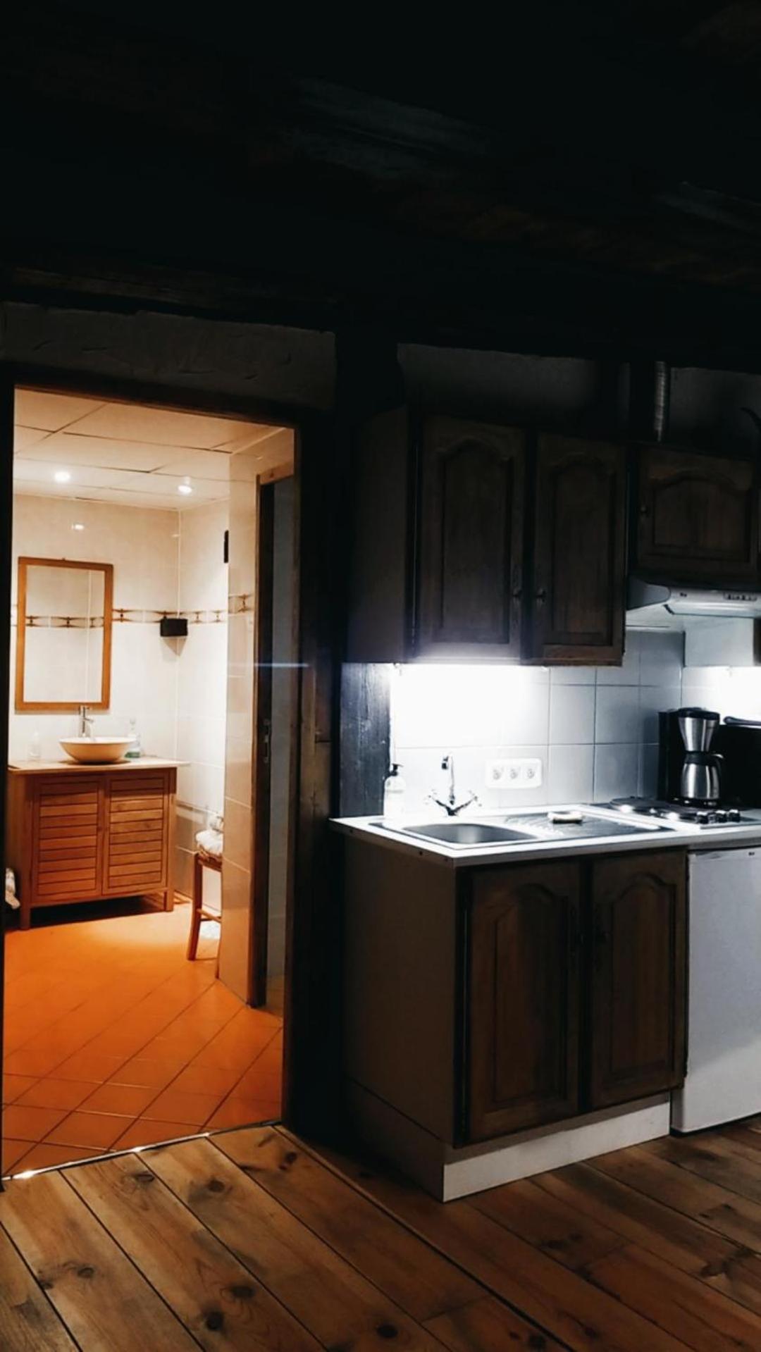 Chambres D'Hotes Les Hirondelles Gaubiving Exterior foto